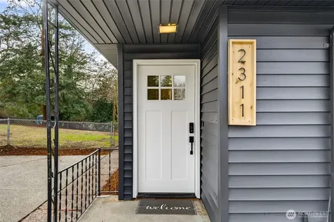 2311 NE 6th Place Renton WA 98056