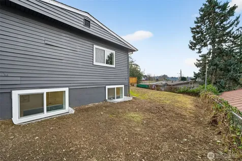 2311 NE 6th Place Renton WA 98056