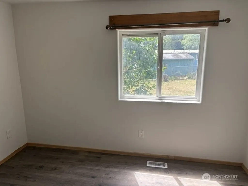 170 E Skookum Drive Shelton WA 98584