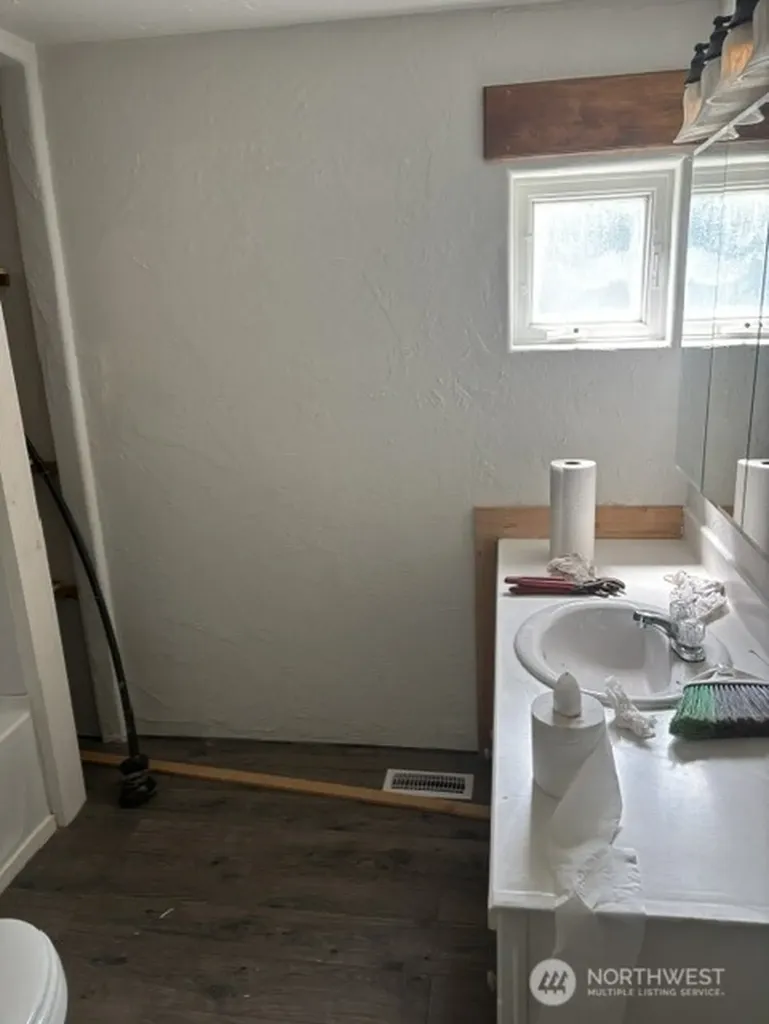 170 E Skookum Drive Shelton WA 98584