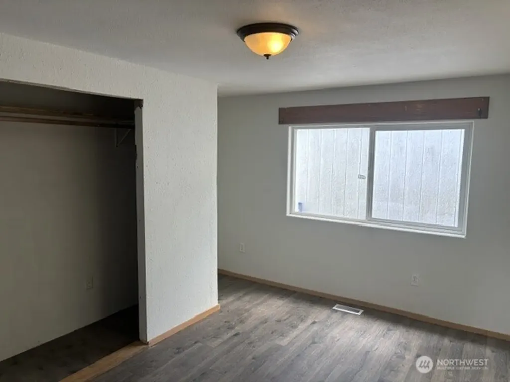 170 E Skookum Drive Shelton WA 98584