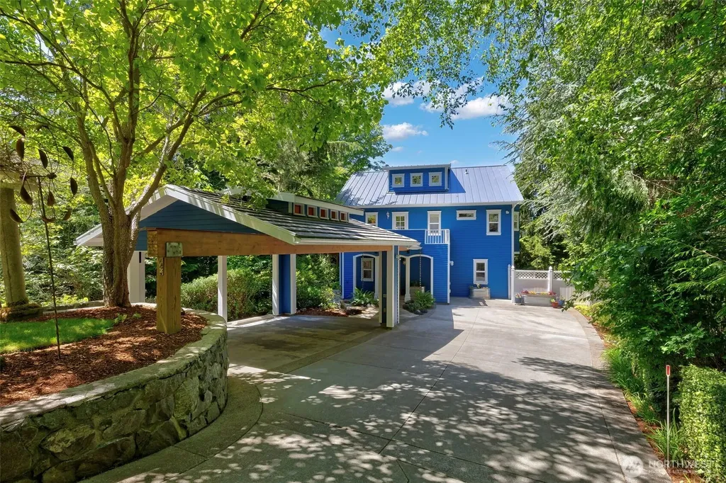 27170 Woodpecker Hill Road NE Poulsbo WA 98370