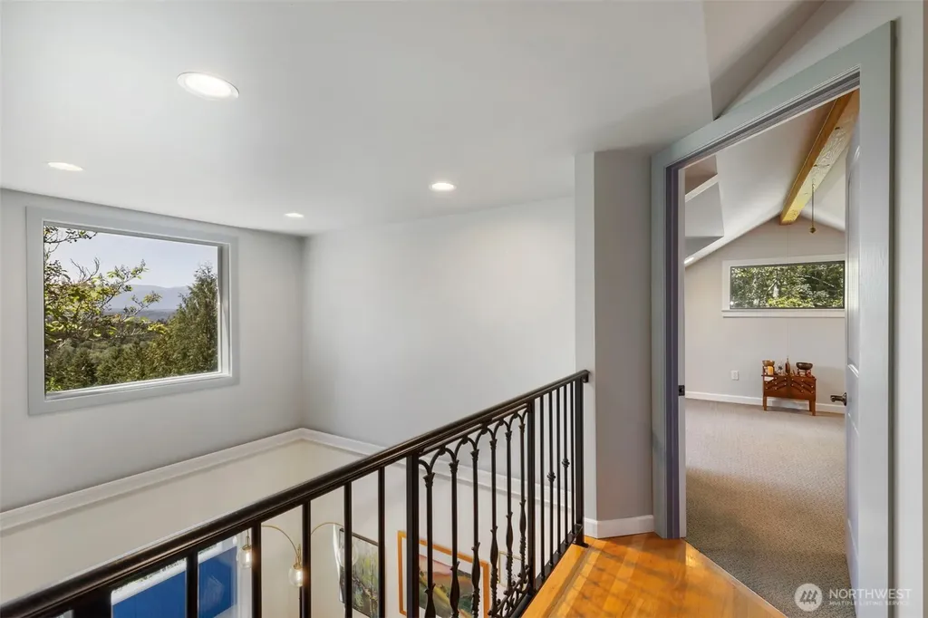 27170 Woodpecker Hill Road NE Poulsbo WA 98370
