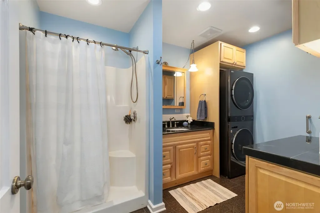 27170 Woodpecker Hill Road NE Poulsbo WA 98370