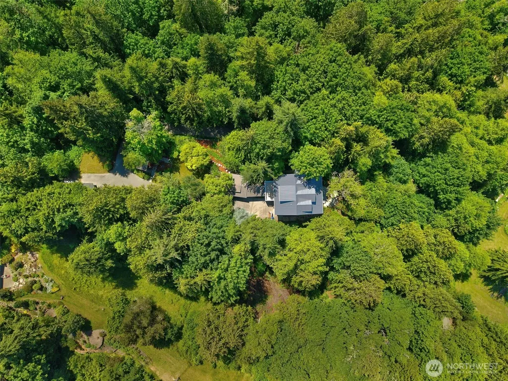 27170 Woodpecker Hill Road NE Poulsbo WA 98370