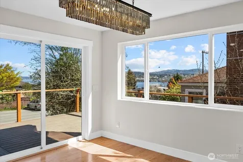 7915 S Lakeridge Drive Seattle WA 98178