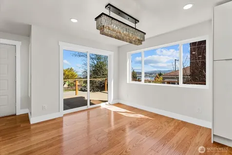 7915 S Lakeridge Drive Seattle WA 98178