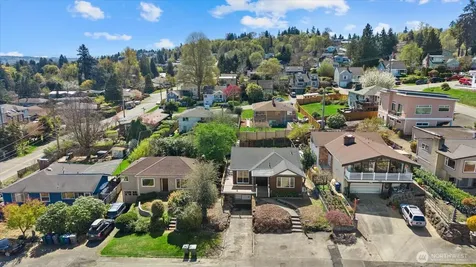 7915 S Lakeridge Drive Seattle WA 98178