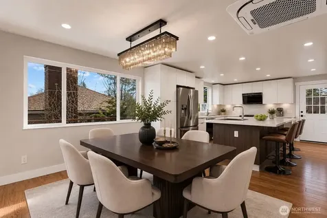 7915 S Lakeridge Drive Seattle WA 98178
