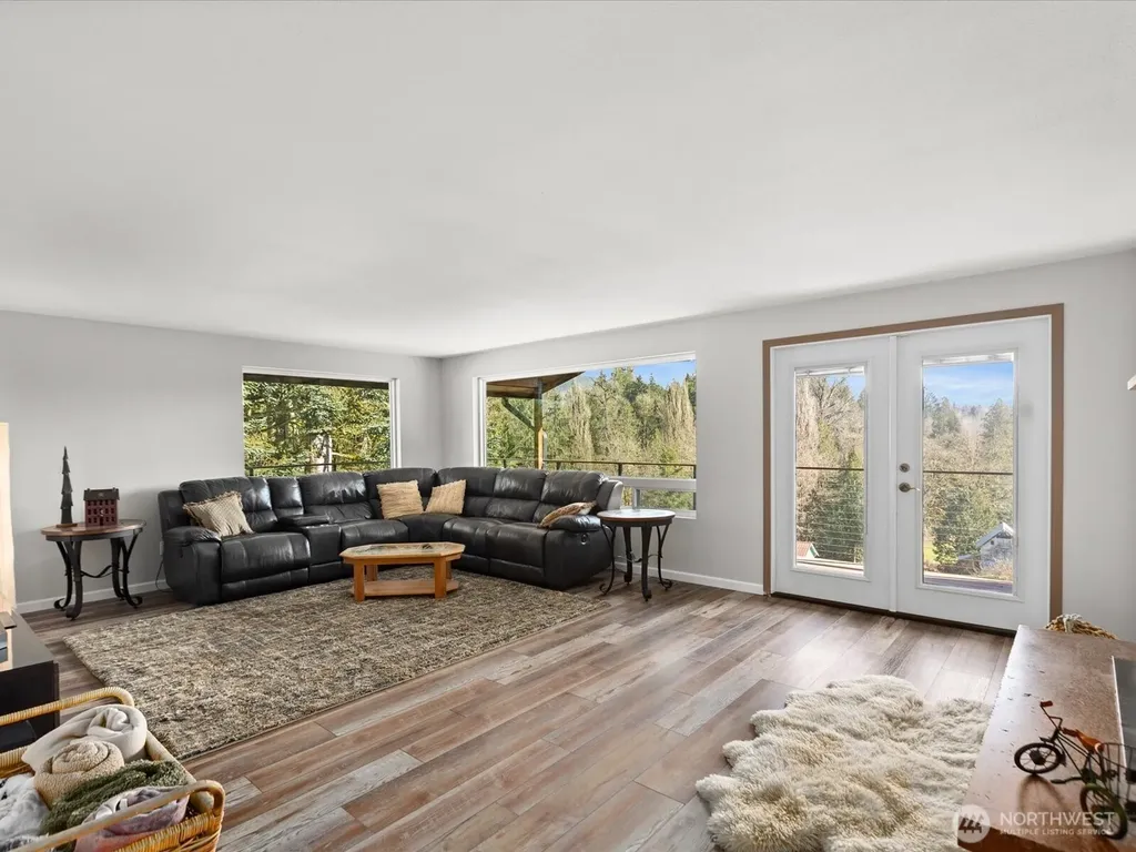 12020 Engebretsen Road Granite Falls WA 98252