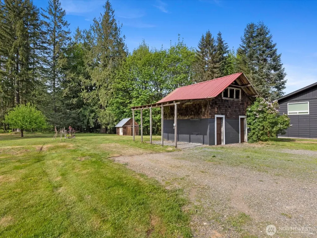 12020 Engebretsen Road Granite Falls WA 98252