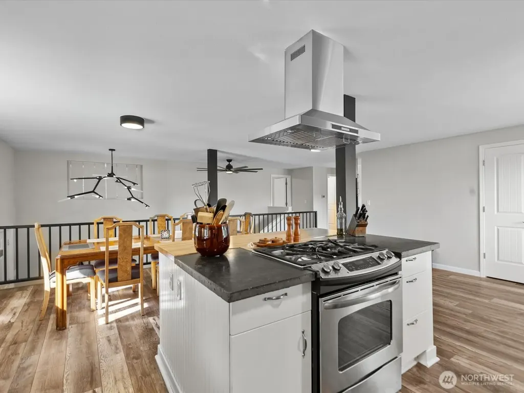12020 Engebretsen Road Granite Falls WA 98252