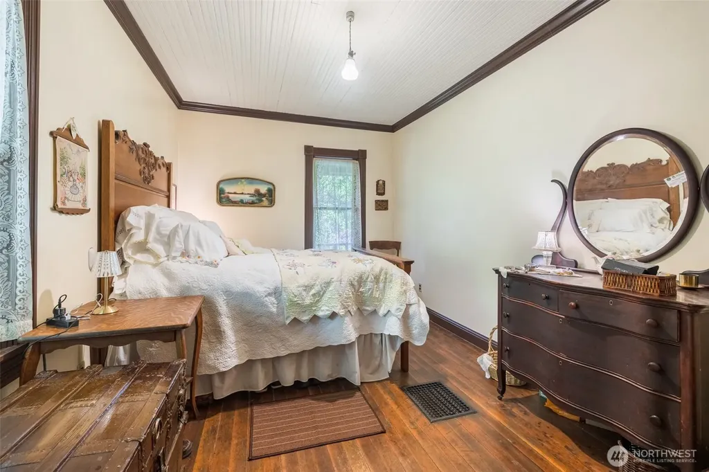 100 Alder Street Wilkeson WA 98396