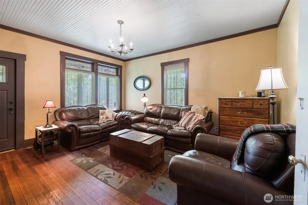 100 Alder Street Wilkeson WA 98396