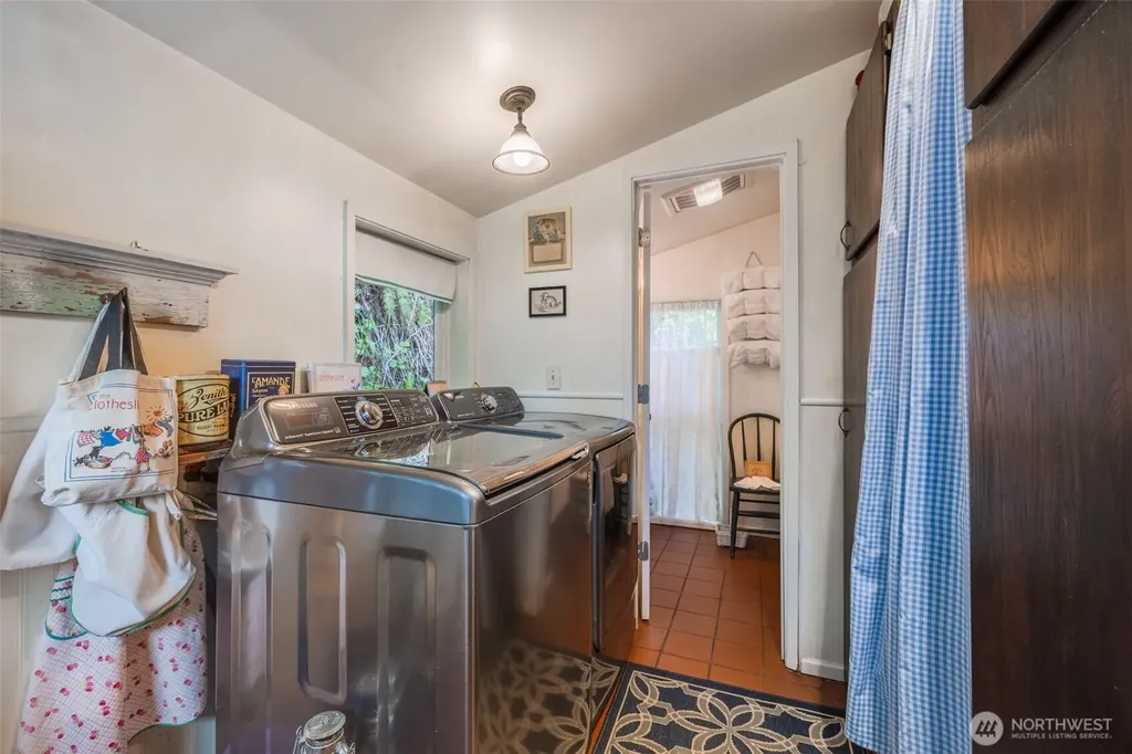 100 Alder Street Wilkeson WA 98396