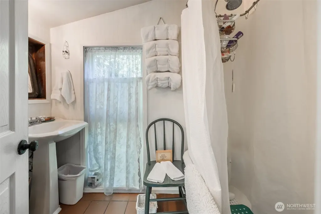 100 Alder Street Wilkeson WA 98396
