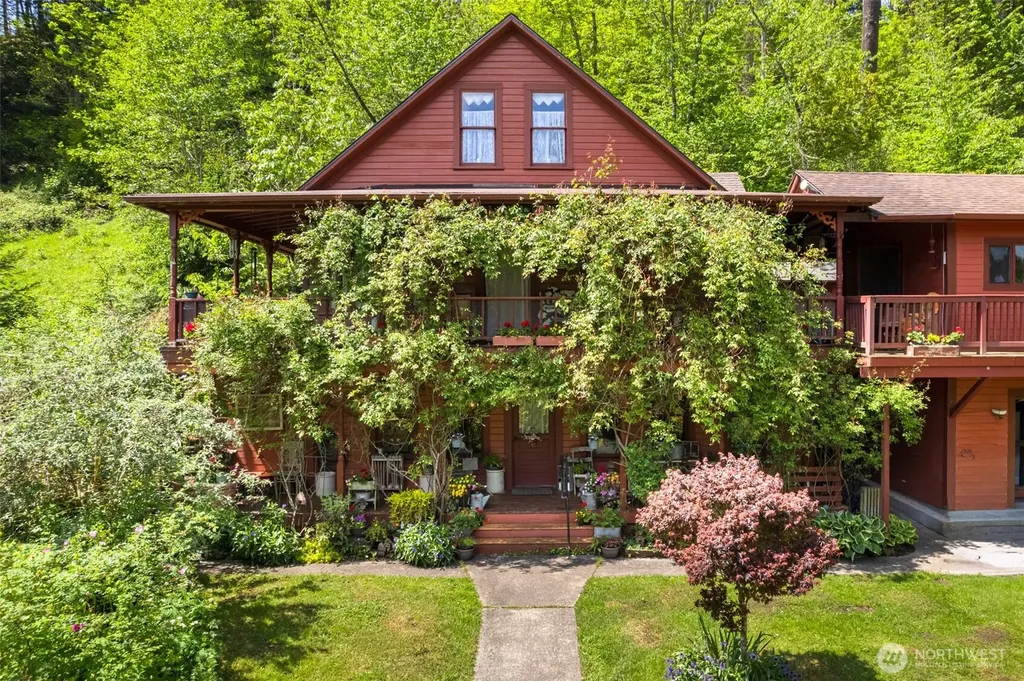 100 Alder Street Wilkeson WA 98396