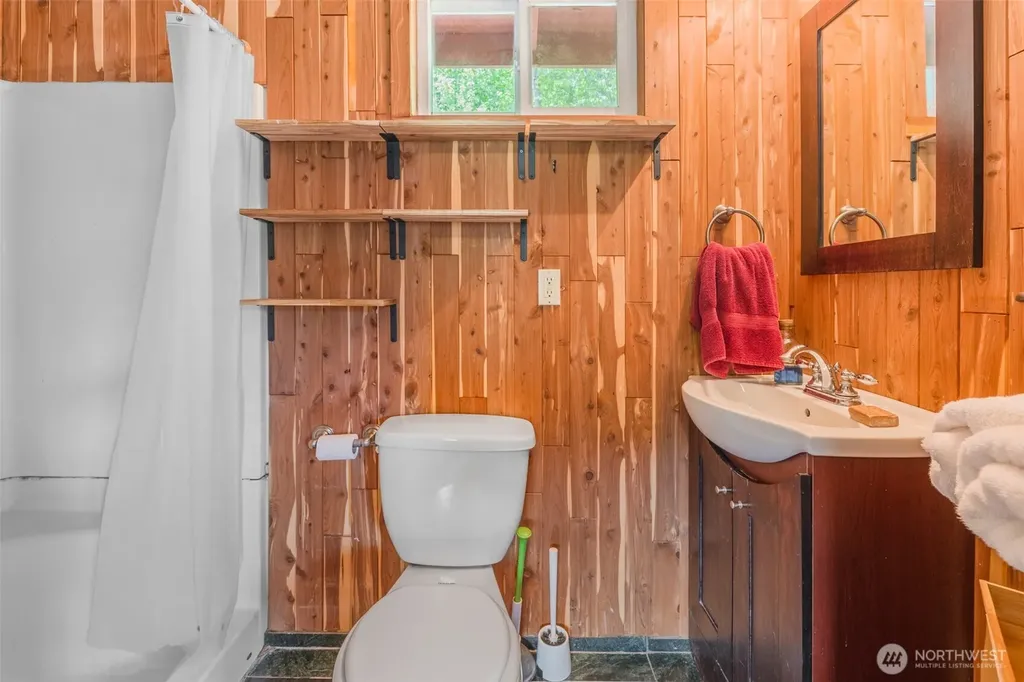 100 Alder Street Wilkeson WA 98396