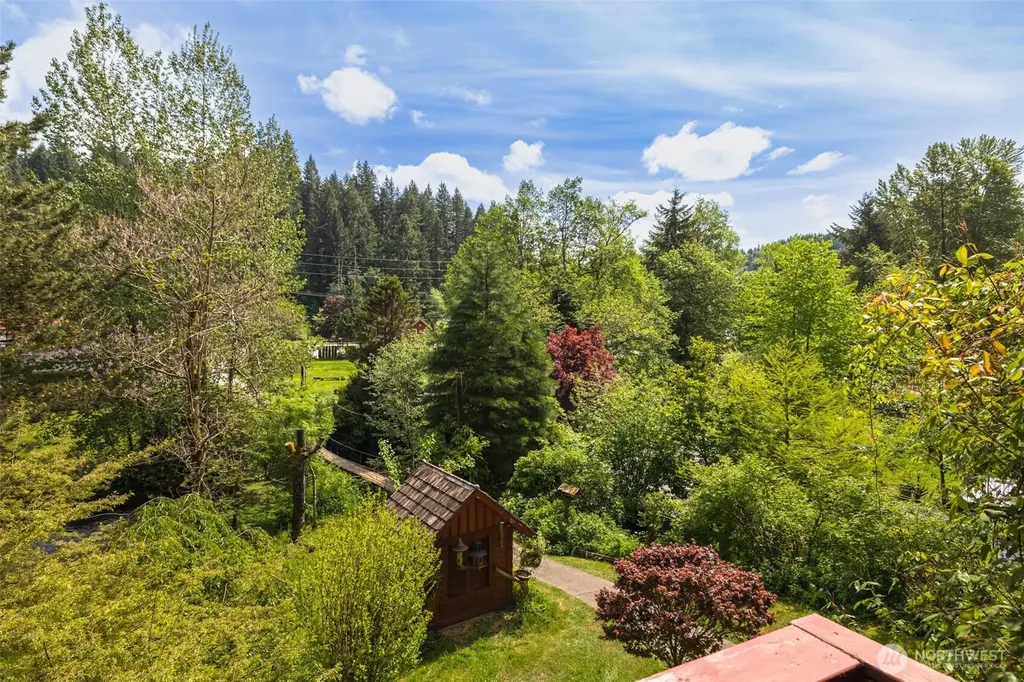 100 Alder Street Wilkeson WA 98396