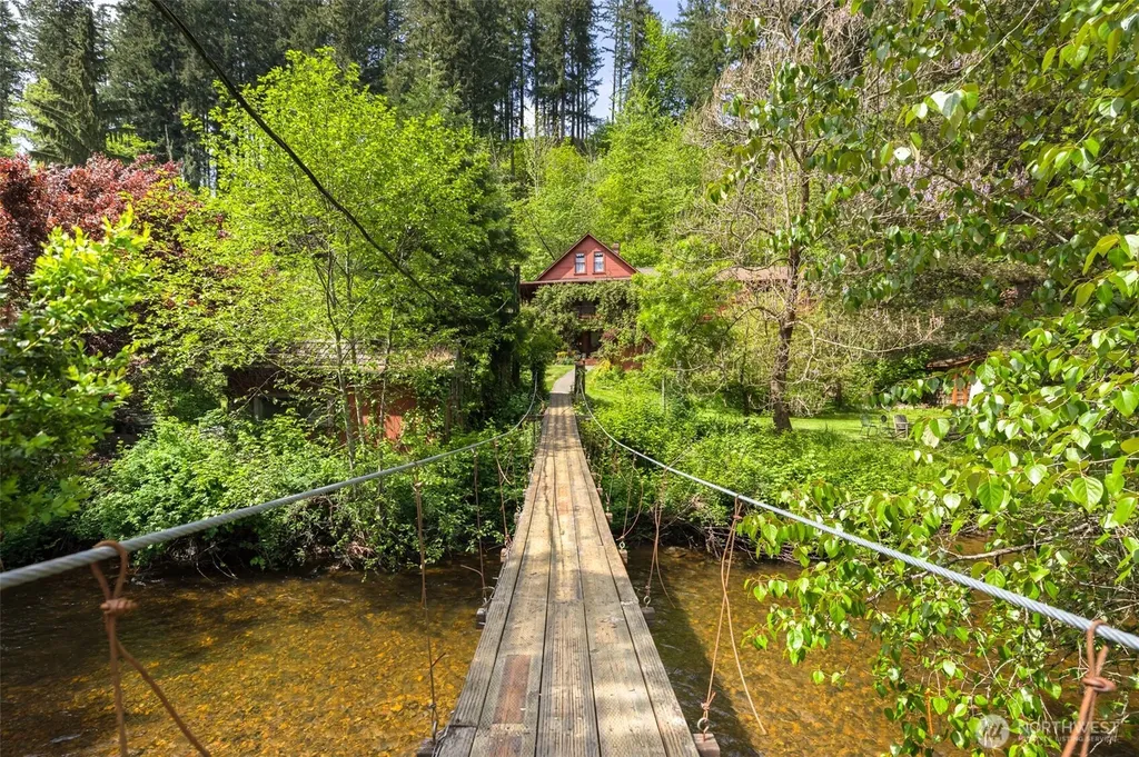 100 Alder Street Wilkeson WA 98396