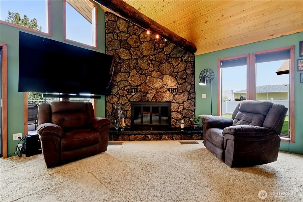 301 SW West Street Wilbur WA 99185