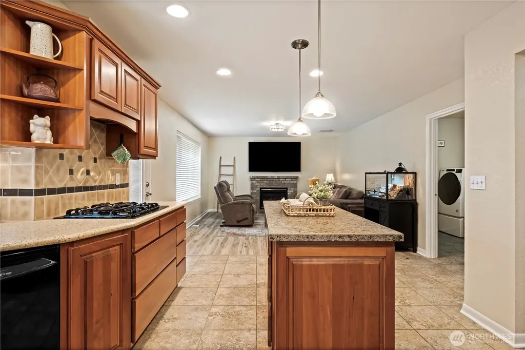 6305 SE Tyler Court Lacey WA 98513