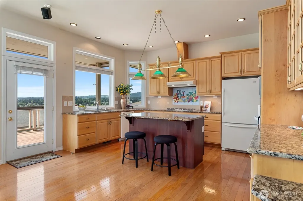 3277 Appaloosa Way NE Bremerton WA 98310