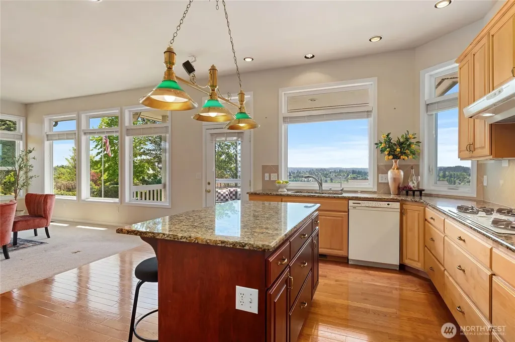 3277 Appaloosa Way NE Bremerton WA 98310
