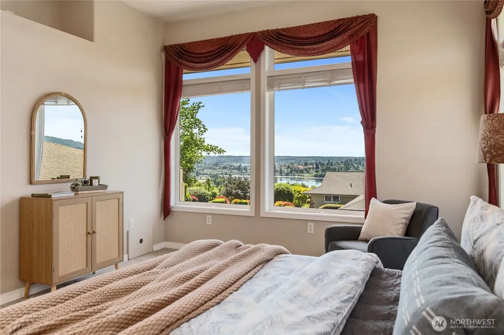 3277 Appaloosa Way NE Bremerton WA 98310