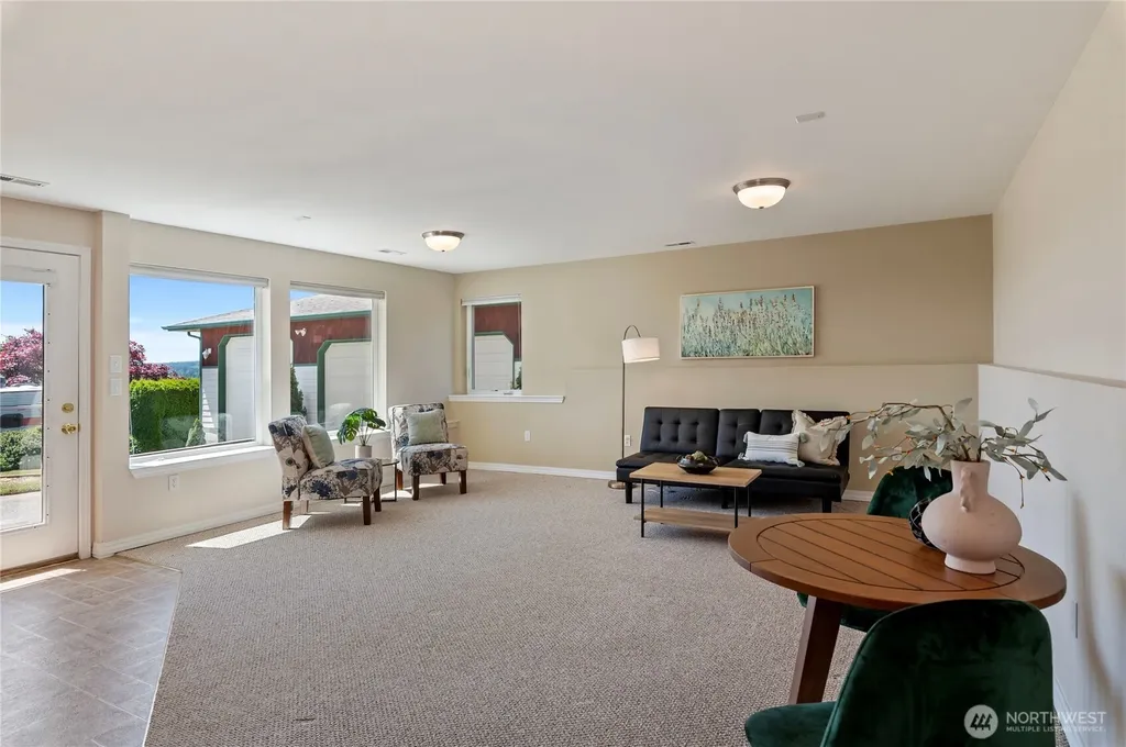 3277 Appaloosa Way NE Bremerton WA 98310