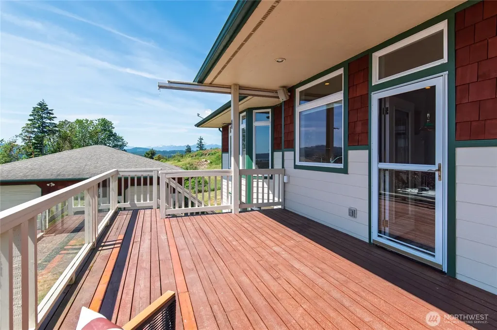 3277 Appaloosa Way NE Bremerton WA 98310