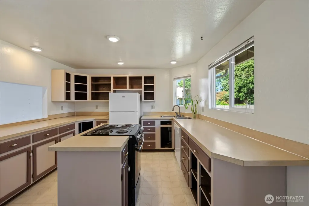 6322 49th Drive NE Marysville WA 98270
