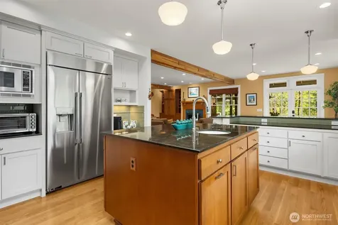 15032 152nd Avenue NE Woodinville WA 98072