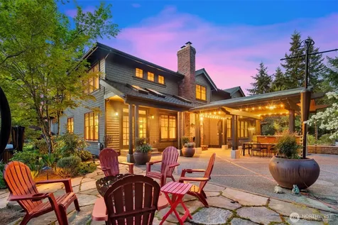 15032 152nd Avenue NE Woodinville WA 98072