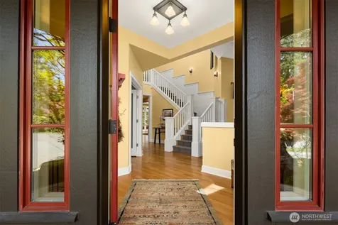 15032 152nd Avenue NE Woodinville WA 98072