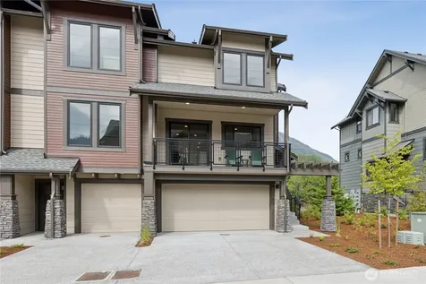 1956 SE 12th Street North Bend WA 98045