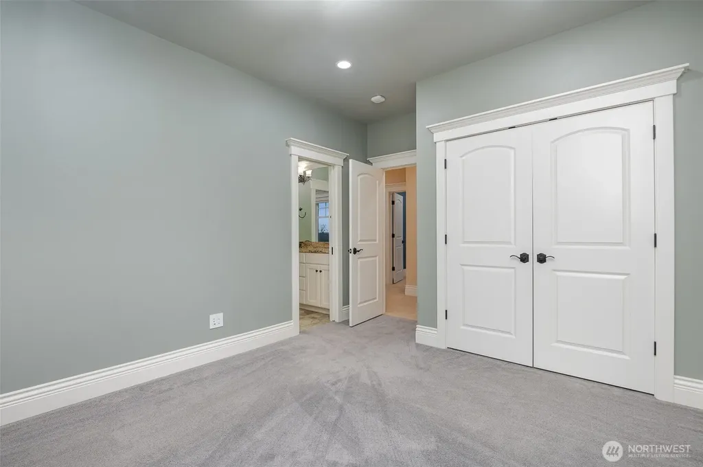 4332 129th Place SE Bellevue WA 98009