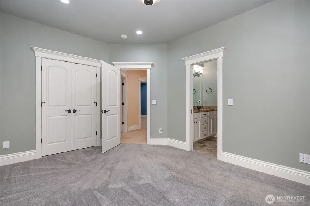 4332 129th Place SE Bellevue WA 98009