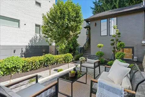 4011 SW Maryland Place Seattle WA 98116