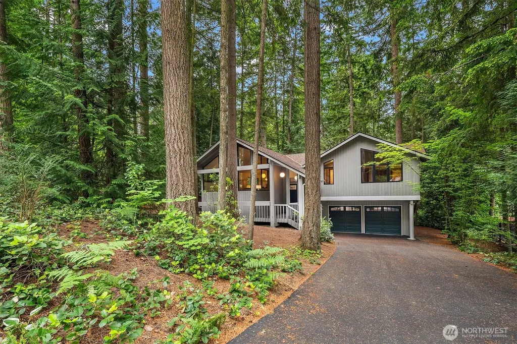 12833 NE 35th Place Bellevue WA 98005