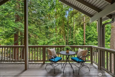 12833 NE 35th Place Bellevue WA 98005