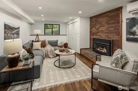 12833 NE 35th Place Bellevue WA 98005