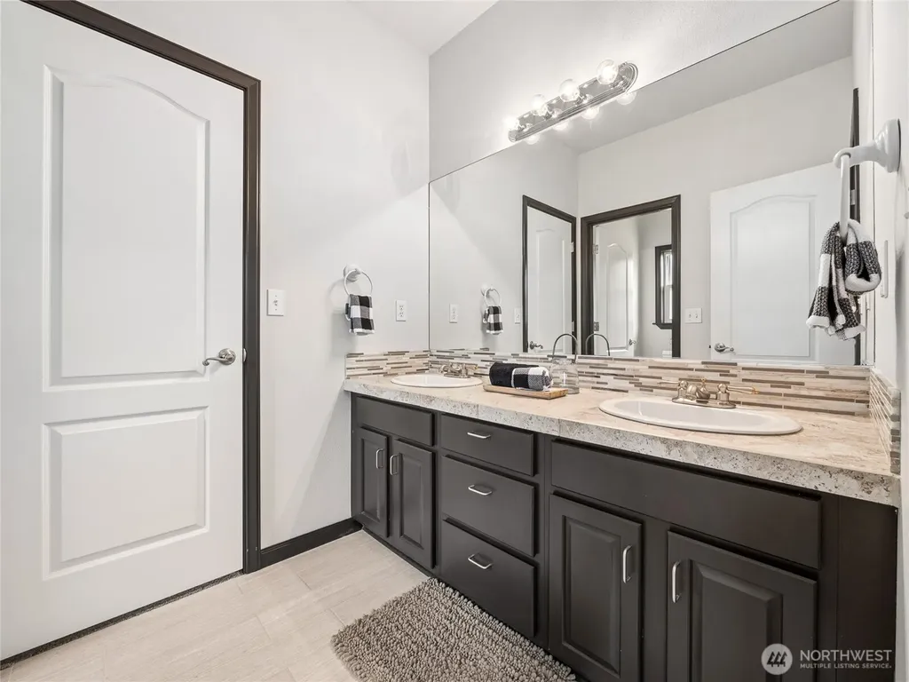 15426 148th Avenue Ct E Orting WA 98360