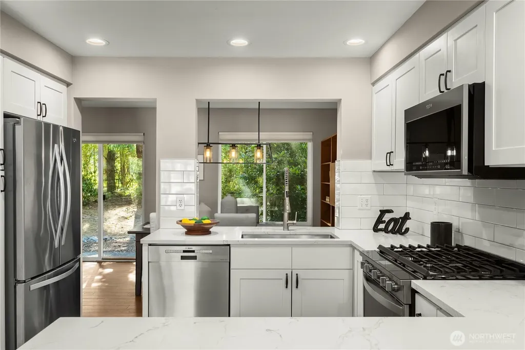 3752 257th Avenue SE Sammamish WA 98029