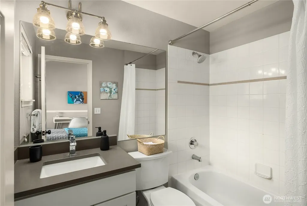 3752 257th Avenue SE Sammamish WA 98029