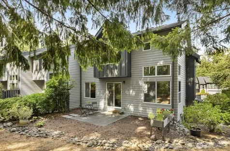 3752 257th Avenue SE Sammamish WA 98029