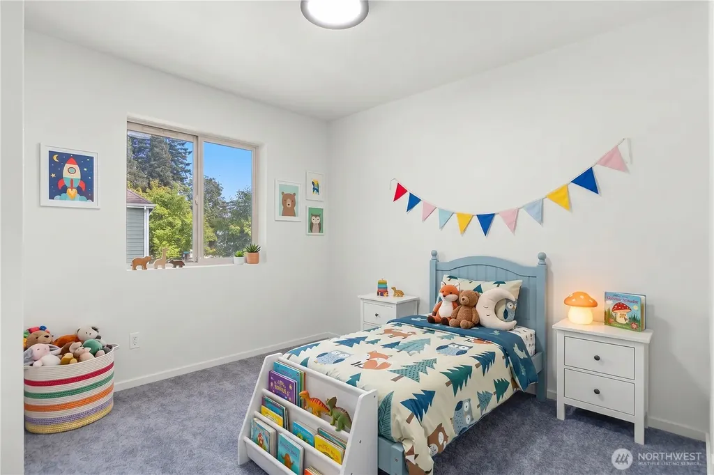 26408 Lola Place NE Kingston WA 98346