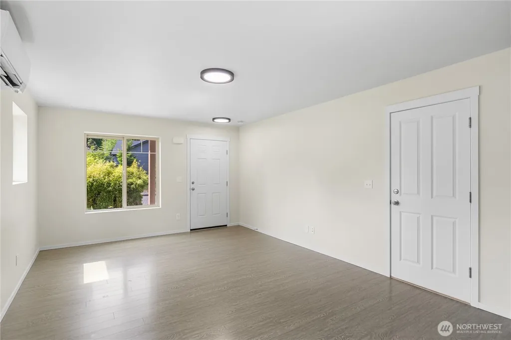 26408 Lola Place NE Kingston WA 98346