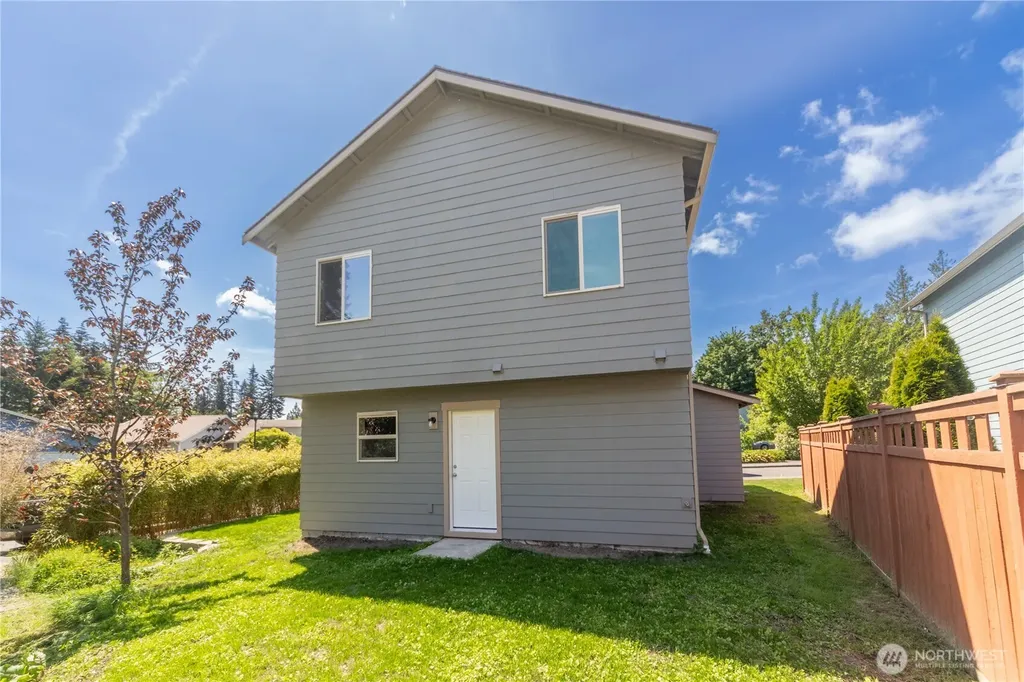 26408 Lola Place NE Kingston WA 98346