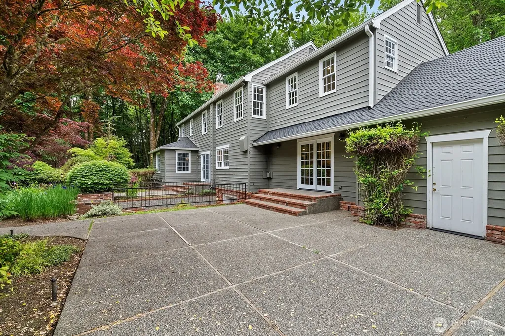 3809 74th Avenue SE Olympia WA 98501